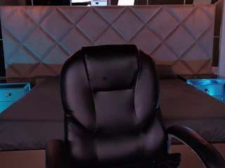 mialaurence
