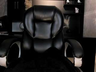 mialaurence