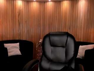mialaurence