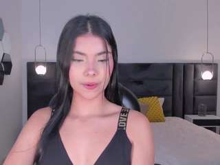 mialaurence