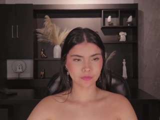 mialaurence