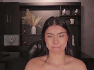 mialaurence