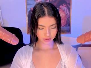 mialaurence