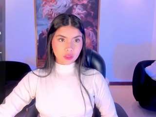 mialaurence Live Webcam on CamSoda