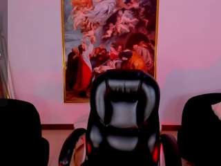 mialaurence