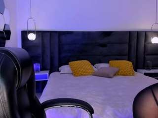 mialaurence