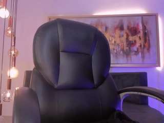 mialaurence