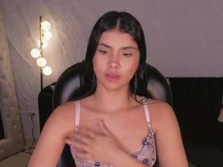 mialaurence cam