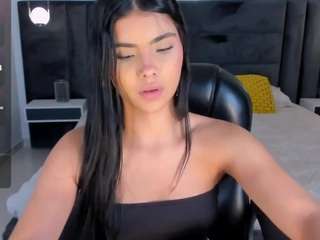 mialaurence