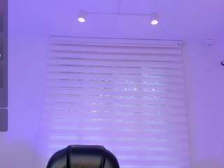 mialaurence