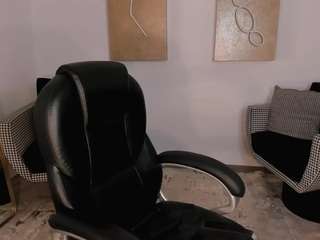mialaurence