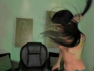 mialaurence