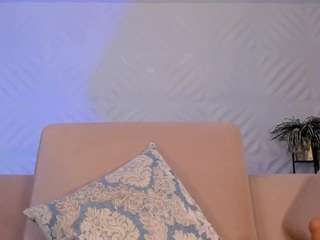 MiaLaurence