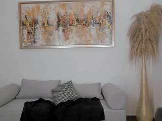 mialaurence