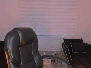 MiaLaurence