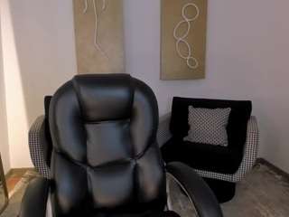 mialaurence webcam