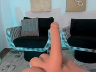 MiaLaurence