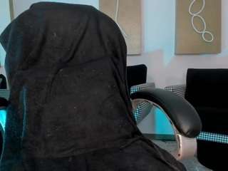 MiaLaurence