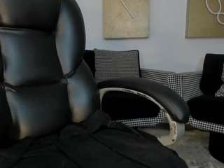 mialaurence