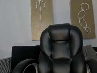 MiaLaurence