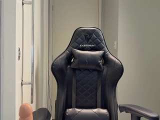 Live webcam model smileegirl on Soda Cams