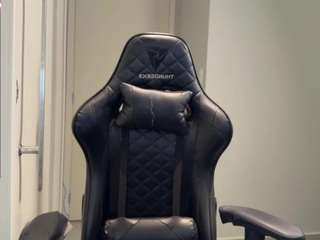 Live webcam model smileegirl on Soda Cams