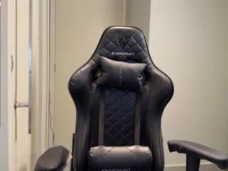 Live webcam model smileegirl on Soda Cams