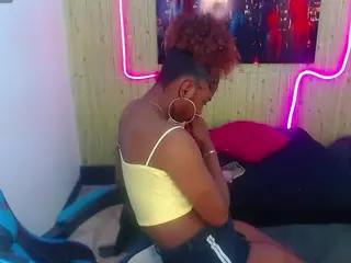tayra-20's Live Sex Cam Show