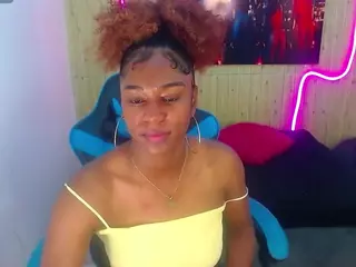 tayra-20's Live Sex Cam Show