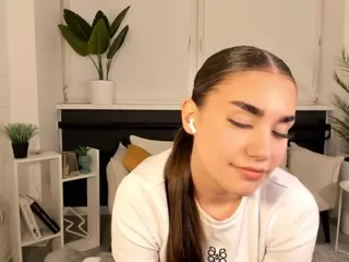 WilonaAgard's Live Sex Cam Show