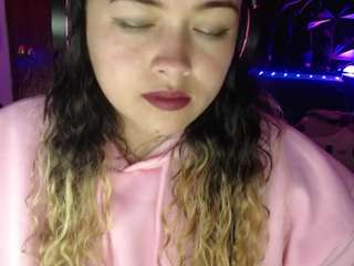 aliagarcia Live Webcam on CamSoda