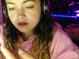 aliagarcia Live Webcam on CamSoda