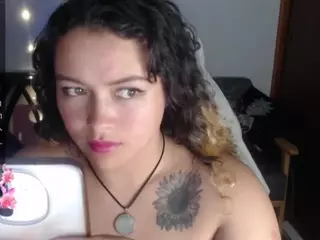 AliaGarcia's Live Sex Cam Show