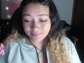 AliaGarcia's Live Sex Cam Show