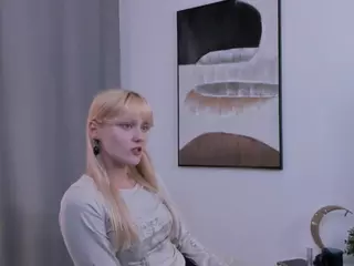 ElletteBurland's Live Sex Cam Show