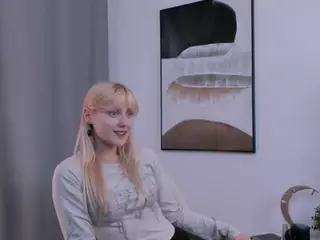 ElletteBurland's Live Sex Cam Show
