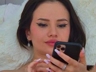 emilynovaa webcam