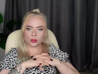 ErleneFears's Live Sex Cam Show