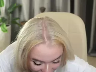ErleneFears's Live Sex Cam Show