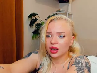 ErleneFears's Live Sex Cam Show