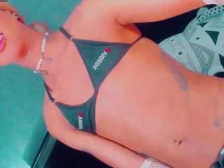 isabellalatingirs webcam