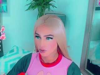 isabellalatingirs webcam