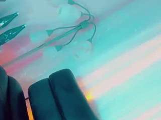 isabellalatingirs webcam
