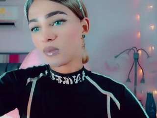 isabellalatingir... Live Webcam on CamSoda