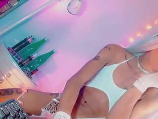isabellalatingirs webcam