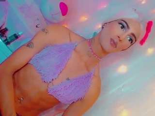 isabellalatingirs webcam