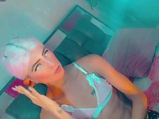 isabellalatingir... Live Webcam on CamSoda