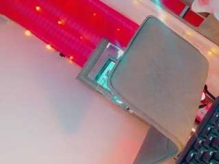 isabellalatingirs webcam