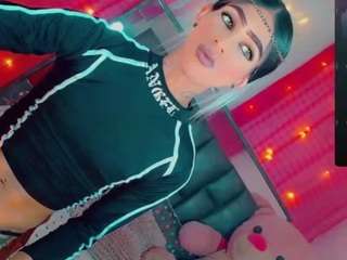 isabellalatingirs's CamSoda show and profile