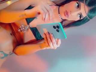 isabellalatingirs webcam model